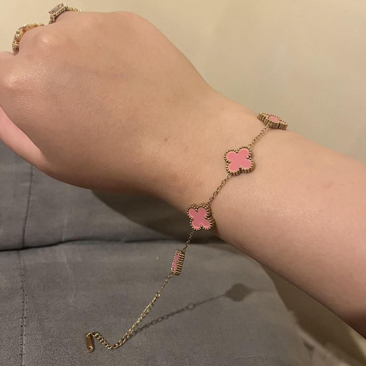 Pink Clover Bracelet - Elegant Feminine Charm | Cevia Jewellery