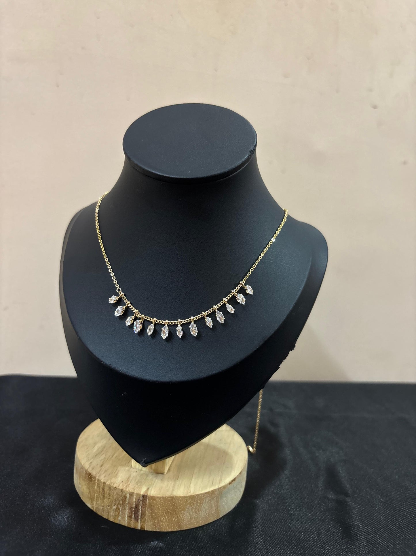2-in-1 Adjustable Choker Necklace for Any Look | Gold Tone