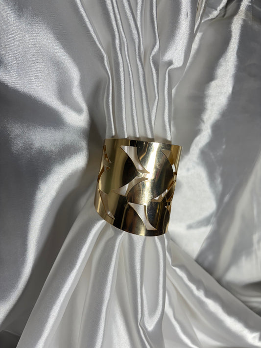 Bold. Beautiful. Timeless. Elevate your style with our statement bangles.