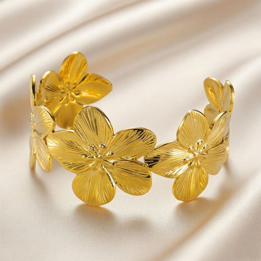 Flower statement bangle - bold, elegant & timeless jewelry for women. Perfect for weddings, parties & gifting. Stylish floral-inspired design.